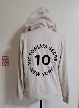 VTG Victoria’s Secret Full Zip Ivory New York Collection Limited Sz M